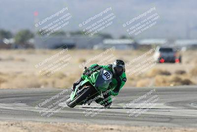 media/Dec-07-2025-CVMA (Sun) [[3e7d2de5dc]]/Race 11-Formula 2-CVMA Hooligans-American Thunder/